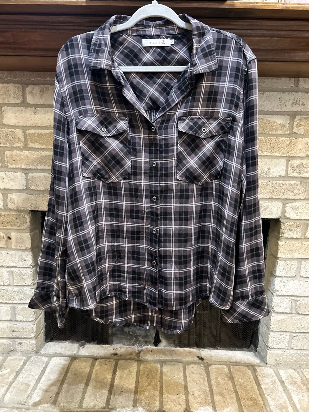 Billy T Plaid Button-Up Shirt in Charcoal & White EUC